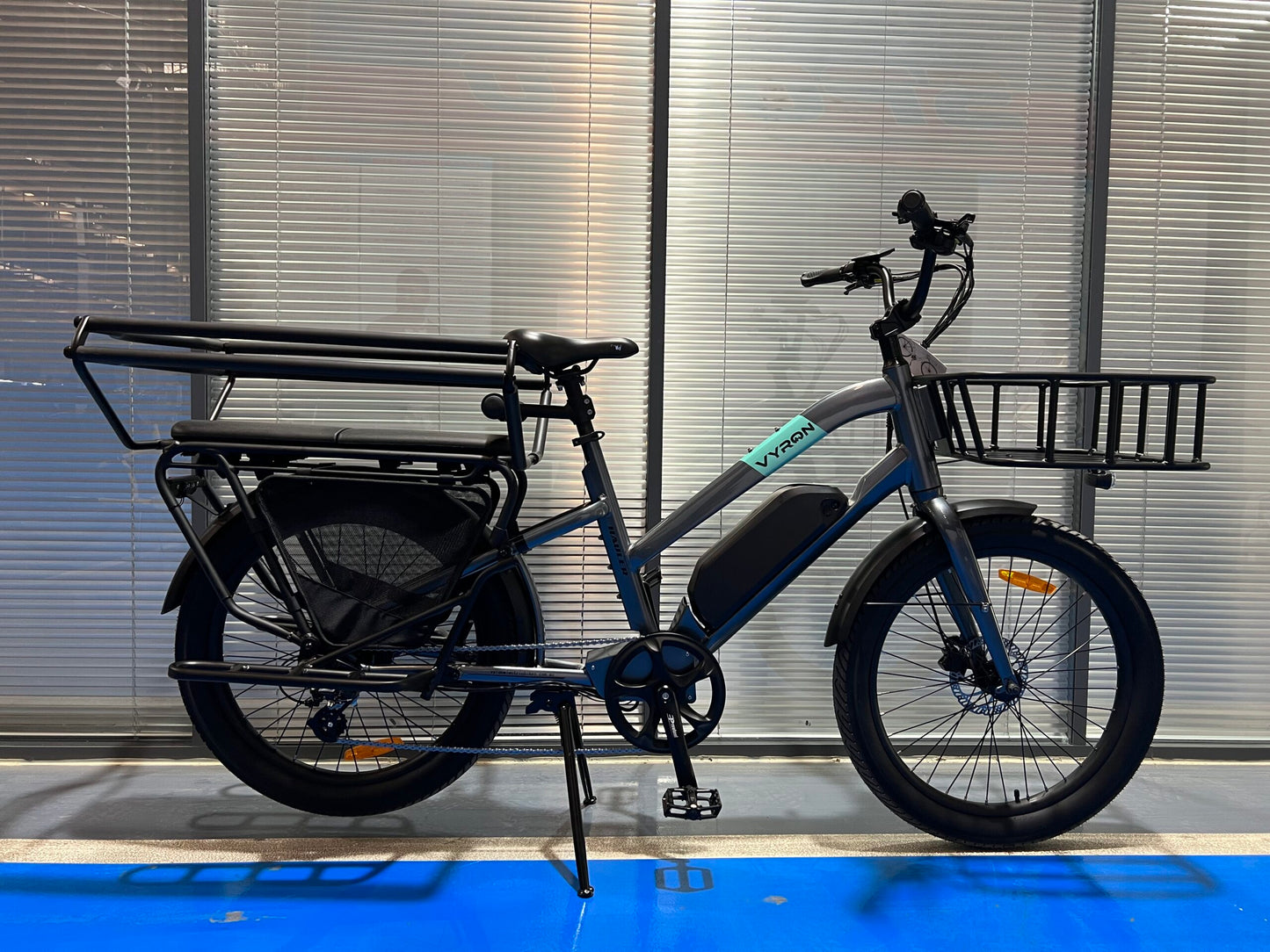 Vyron Hauler Cargo Ebike