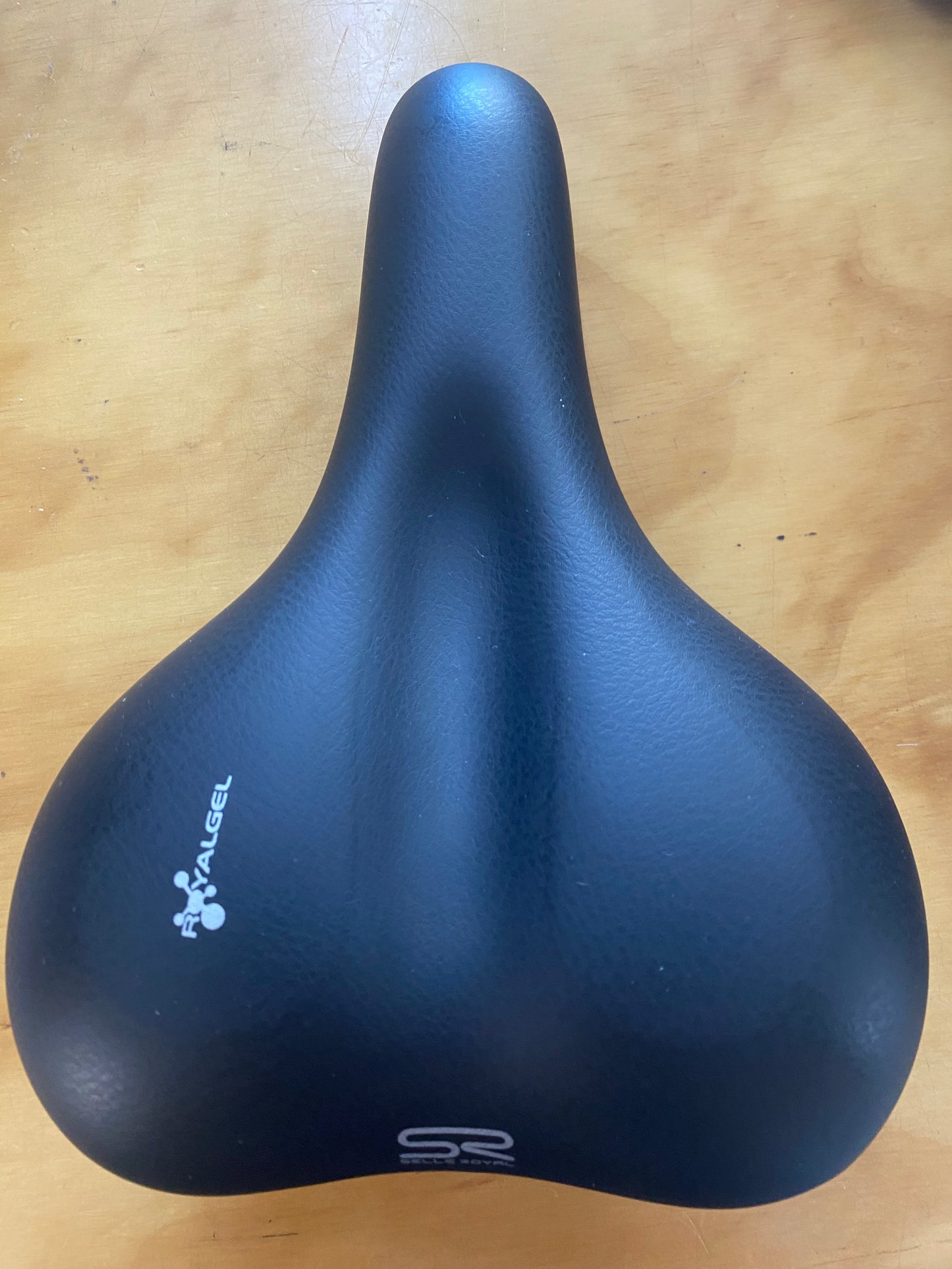 Accessories Saddle: Selle Royal Gel FreeWay
